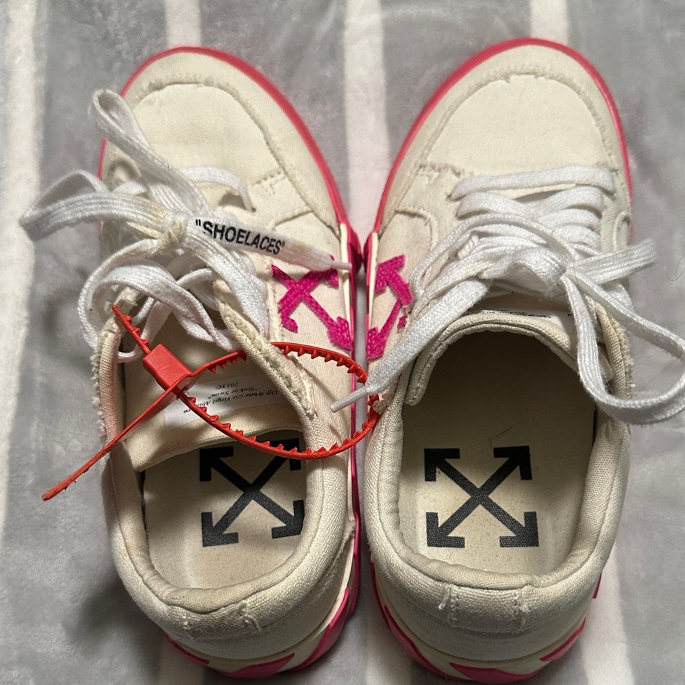 Off-White Pink Sneakers Size 39 - Picture 3 of 9